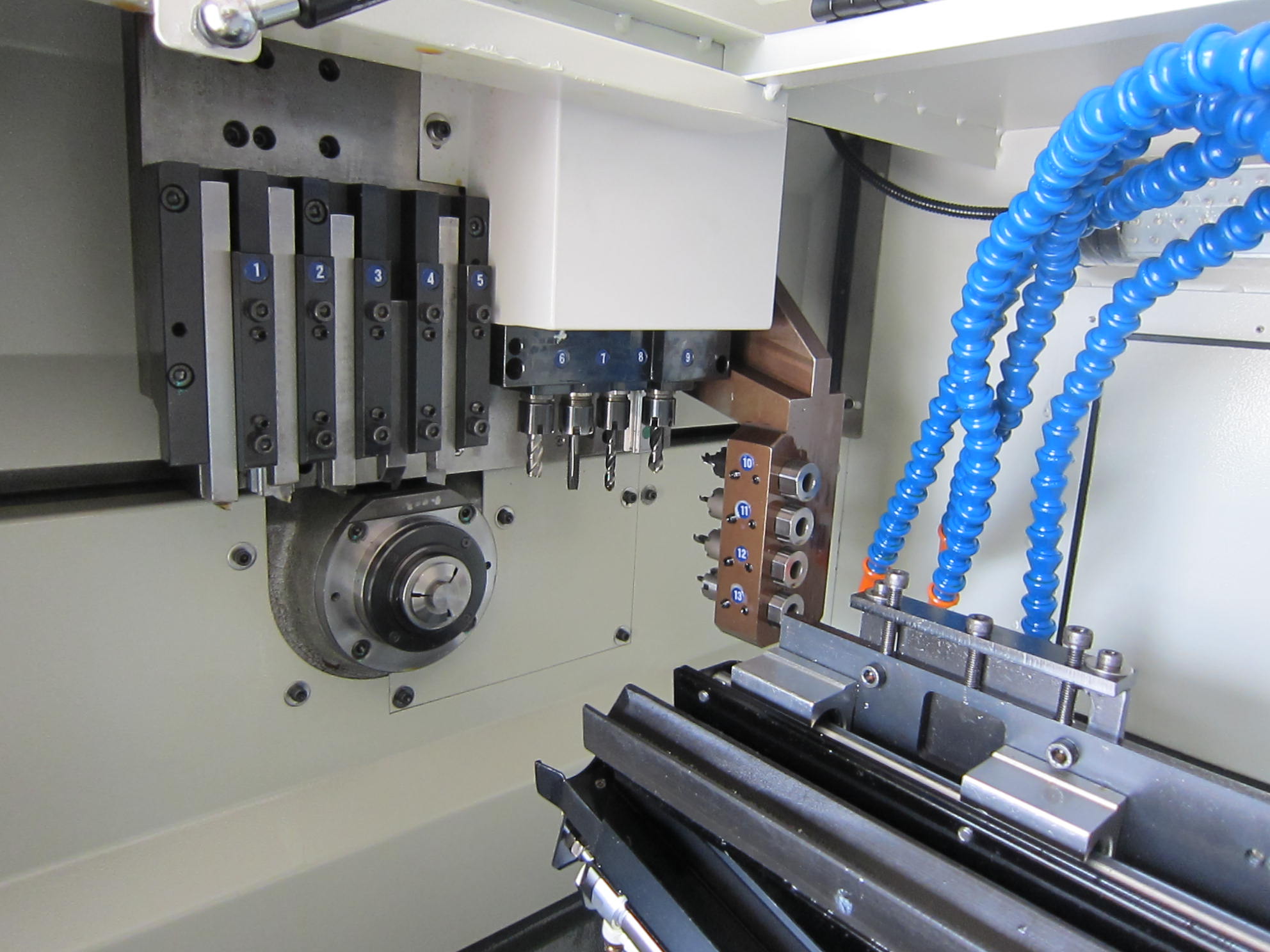 數(shù)控機(jī)床 (1).jpg